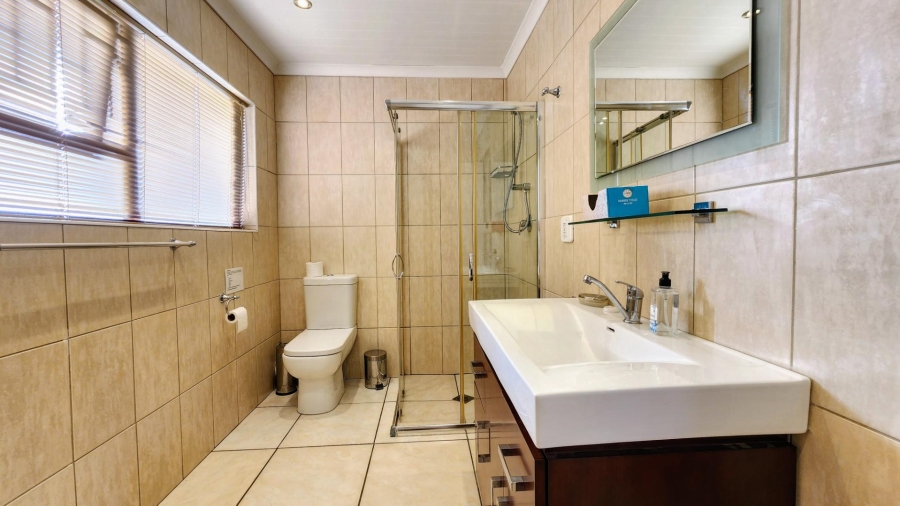 2 Bedroom Property for Sale in Brenton On Lake Western Cape
